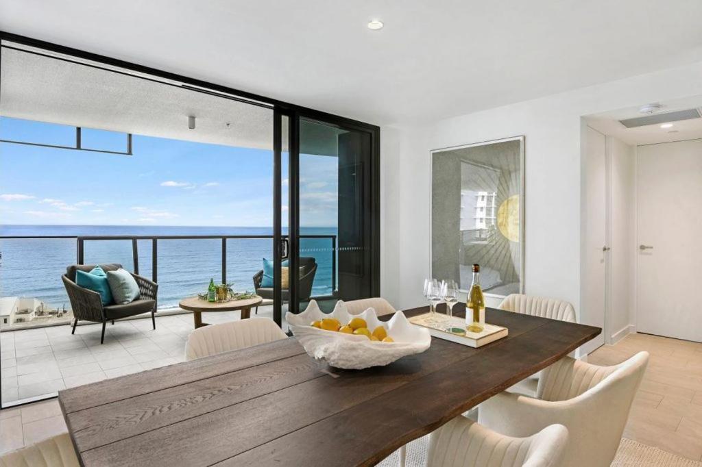 Vue Broadbeach - Official Gold Coast Exterior photo
