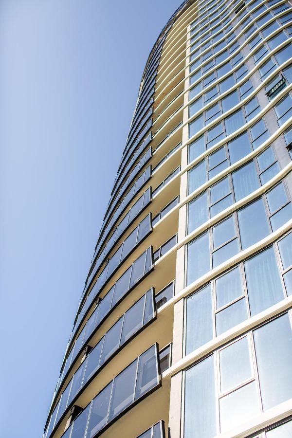 Vue Broadbeach - Official Gold Coast Exterior photo