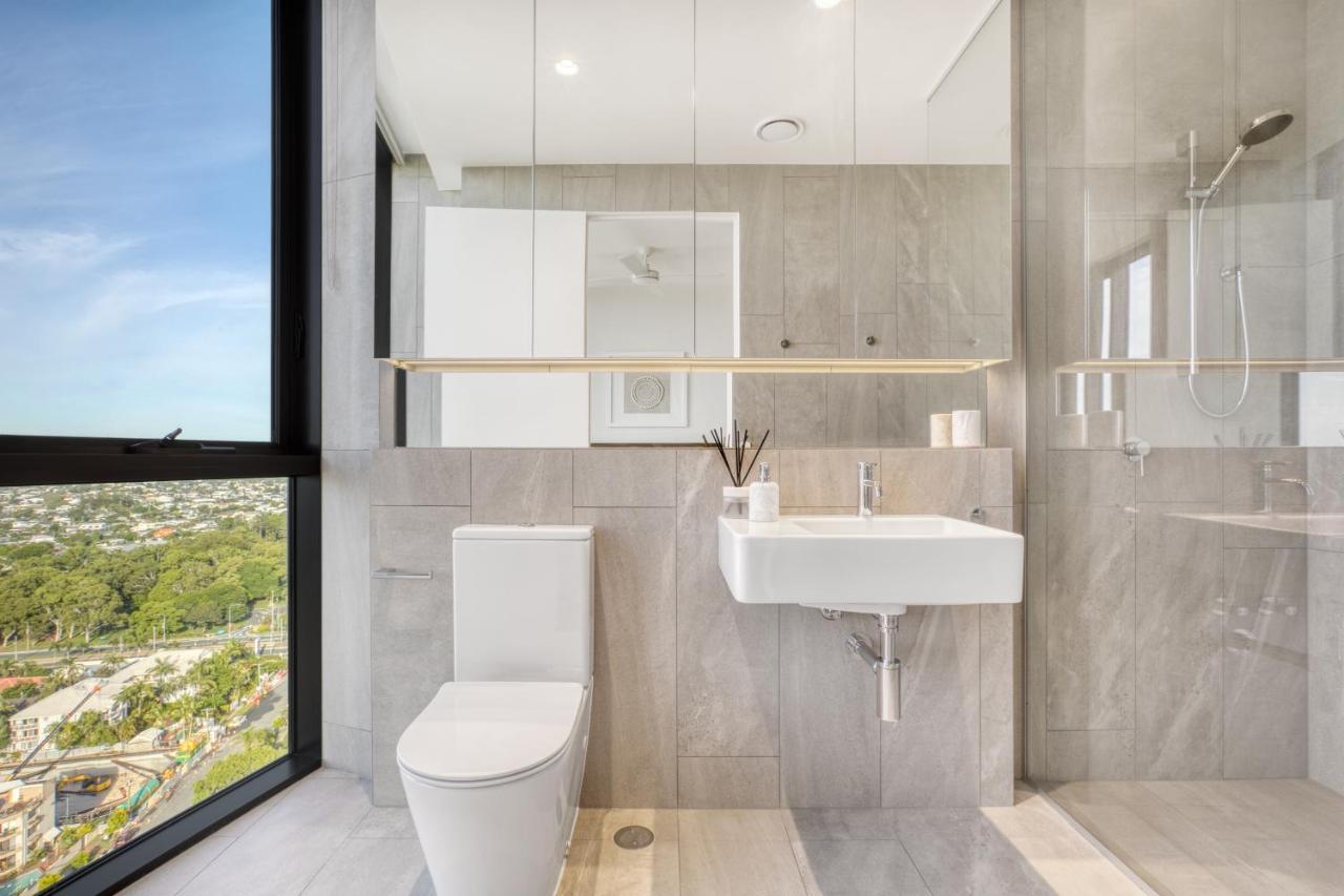 Vue Broadbeach - Official Gold Coast Exterior photo
